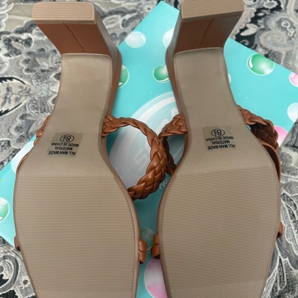 Soda Tan‎ Sandal Heels - Picture 4 of 9